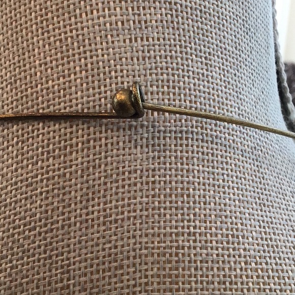 17” Old Gold Finished Collar; 3 Tier ⭐️ Drop - Picture 3 of 5